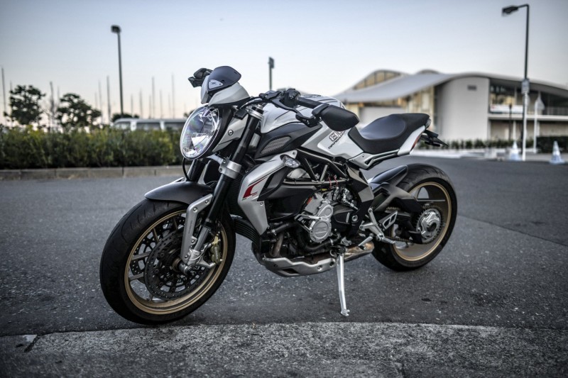 MVアグスタの故障が不安な方へ/私のドラッグスターは壊れてません|MV AGUSTA